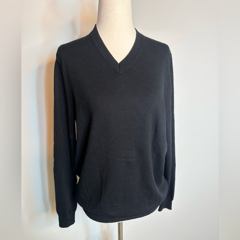 Sz L Joseph Abboud vintage black v neck sweater extra fine merino wool